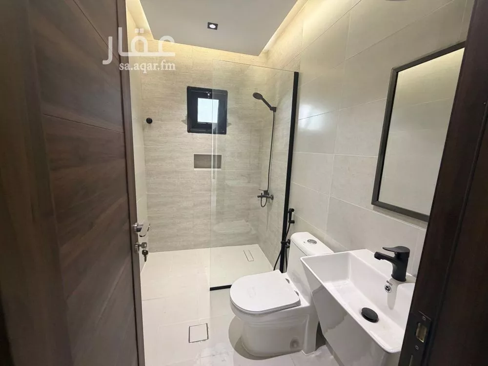 5 bedroom apartment in Ash Shulah 13