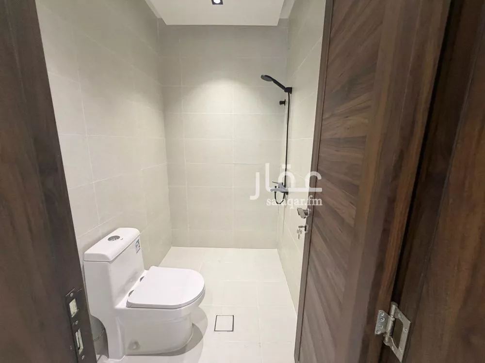 5 bedroom apartment in Ash Shulah 5