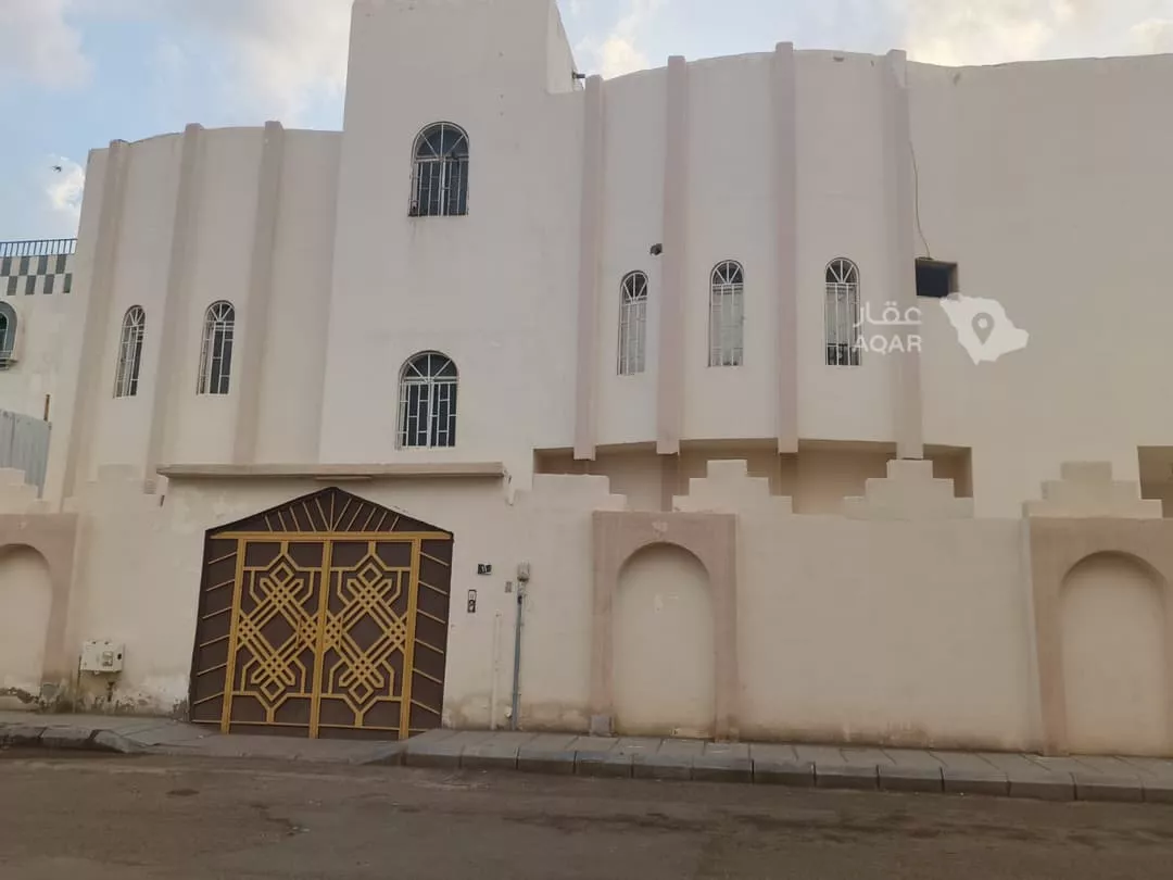 عقار 14 غرف في المطار، المدينة المنورة