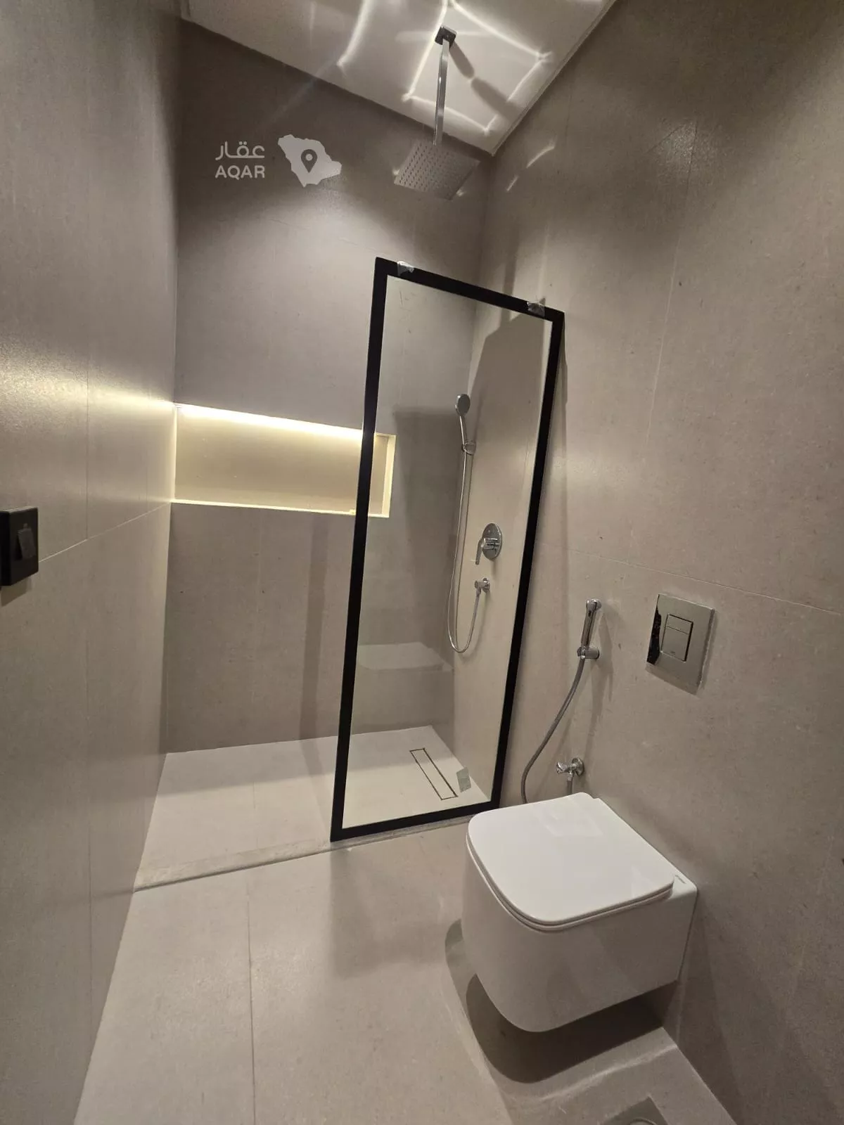 3 bedroom apartment in Al Rawdah, Jeddah 9