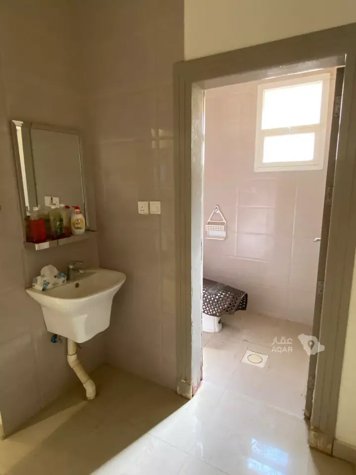 4 bedroom apartment in Badr, Riyadh 16