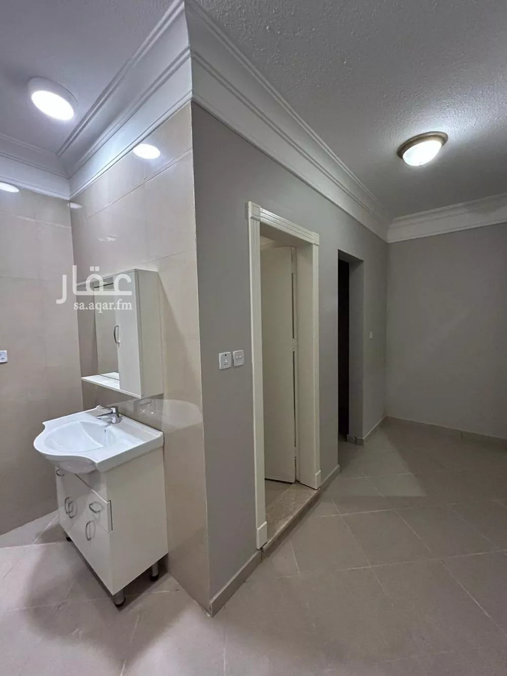 5 bedroom apartment in Al Badi 2