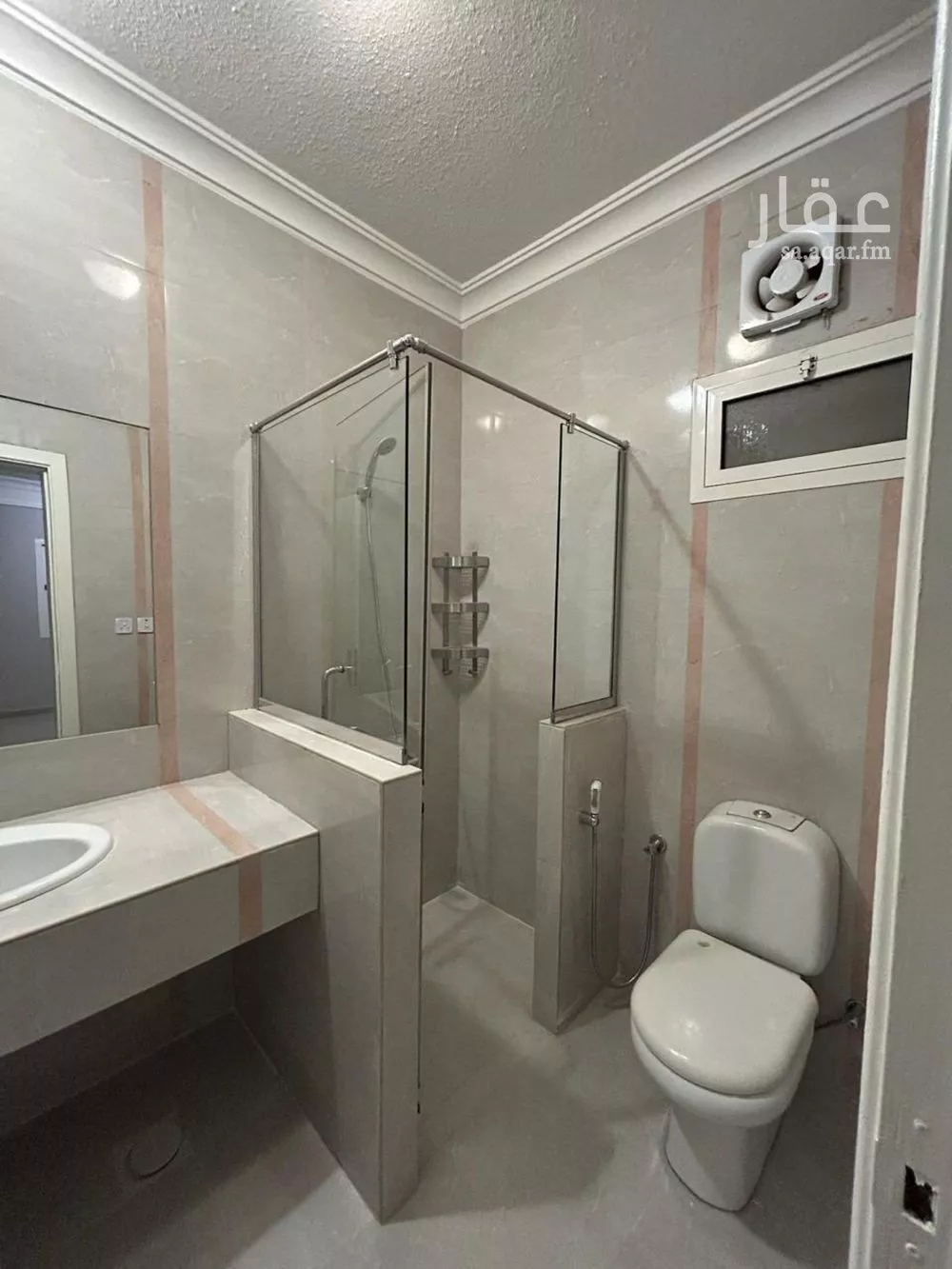 5 bedroom apartment in Al Badi 13