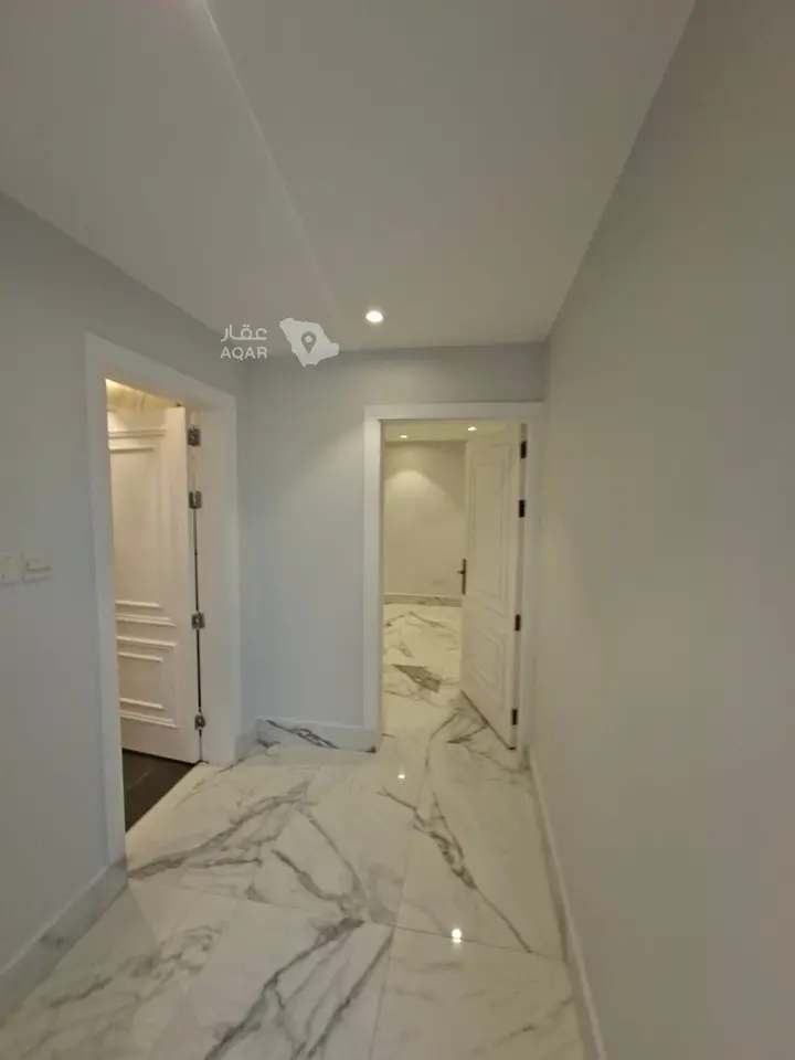 5 bedroom villa in Al Wahah, Riyadh 6