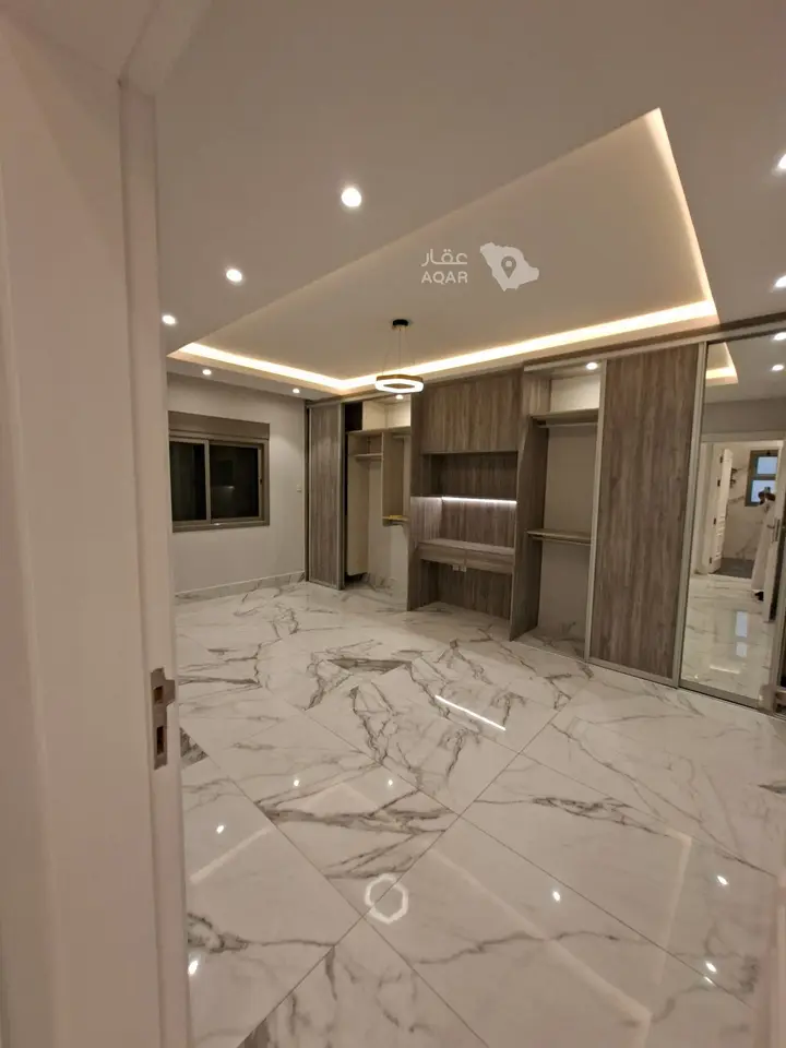 5 bedroom villa in Al Wahah, Riyadh 17