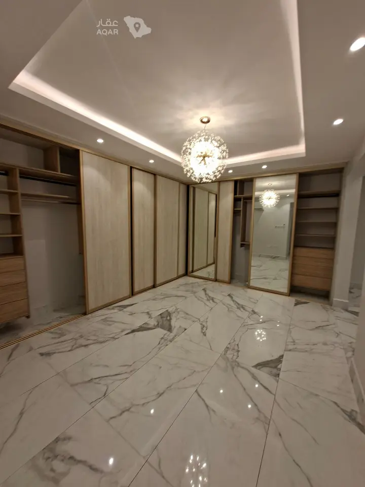 5 bedroom villa in Al Wahah, Riyadh 13
