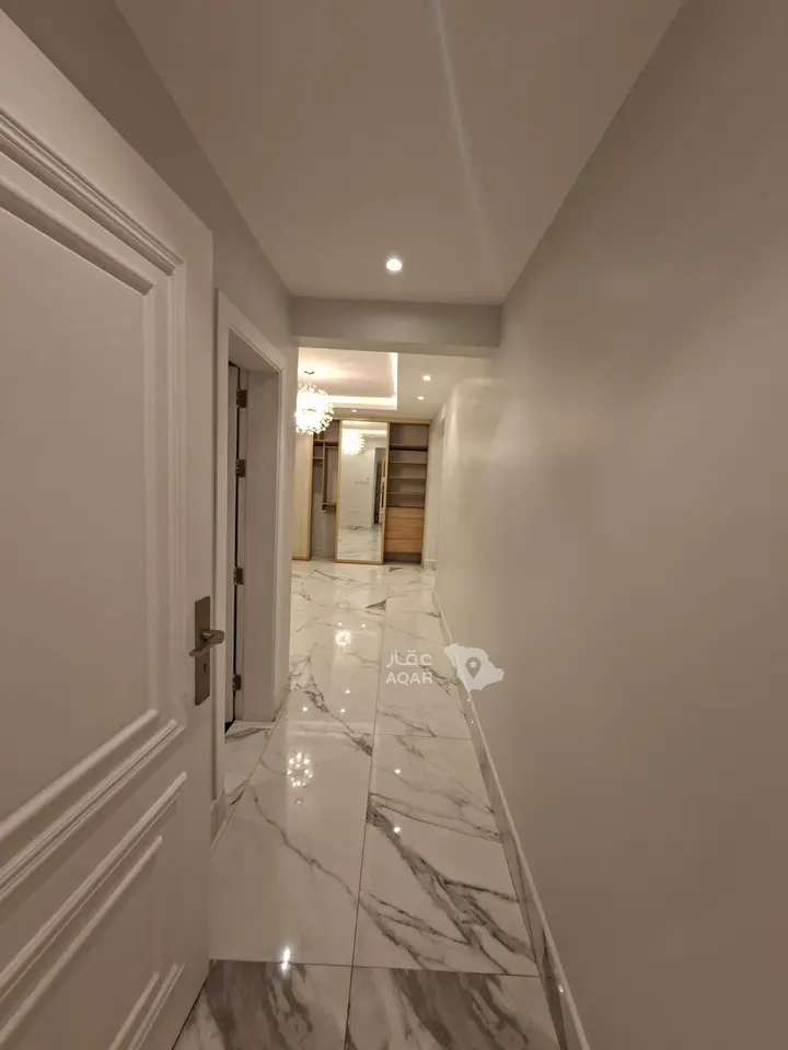 5 bedroom villa in Al Wahah, Riyadh 2