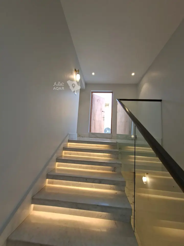 5 bedroom villa in Al Wahah, Riyadh 18