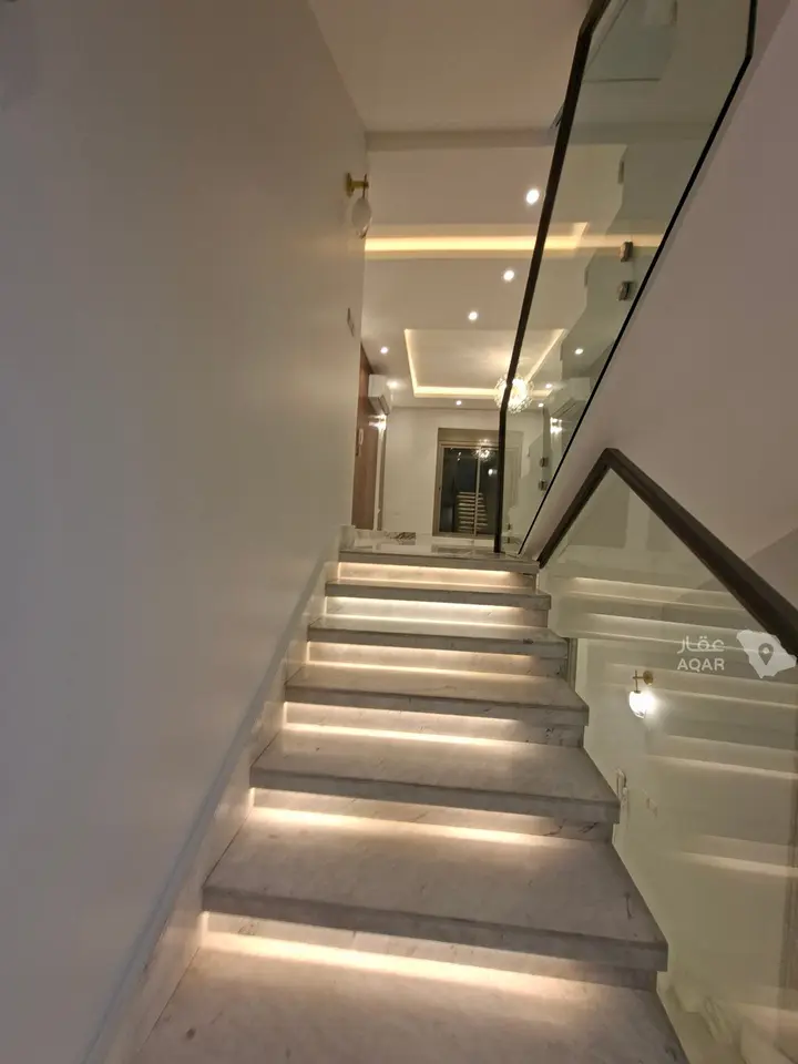 5 bedroom villa in Al Wahah, Riyadh 7