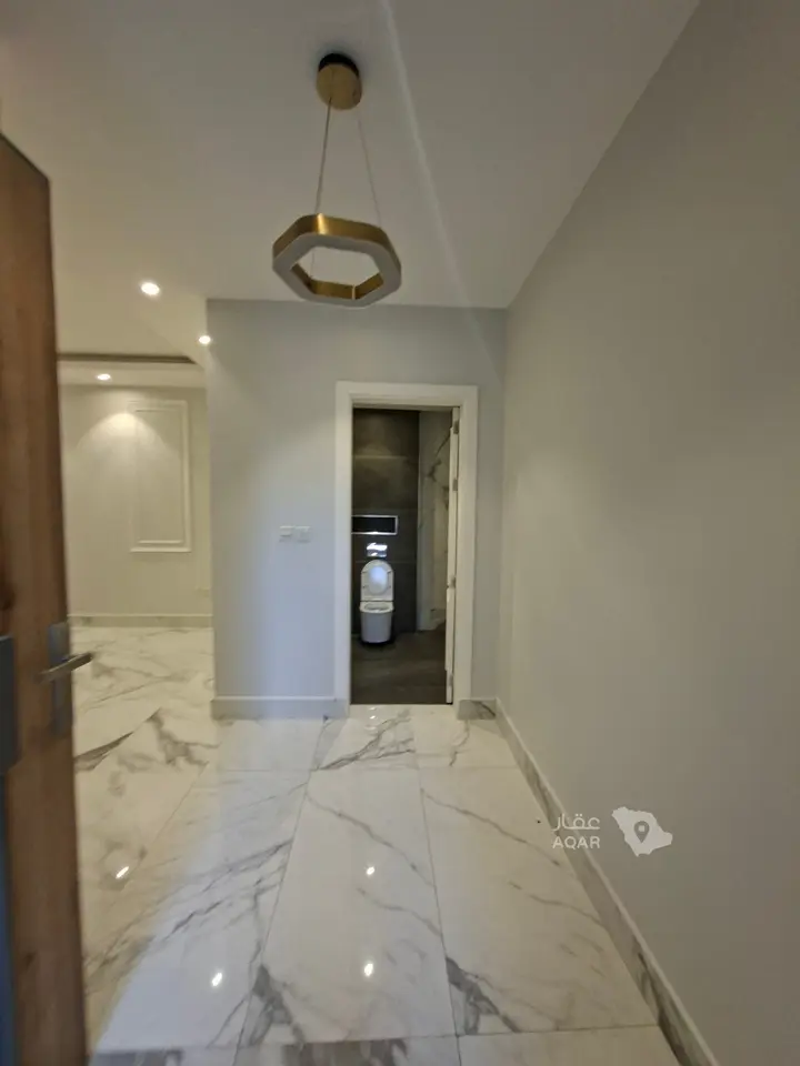 5 bedroom villa in Al Wahah, Riyadh 15
