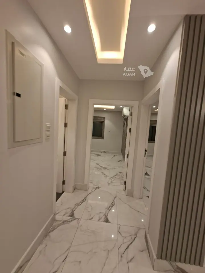 5 bedroom villa in Al Wahah, Riyadh 4