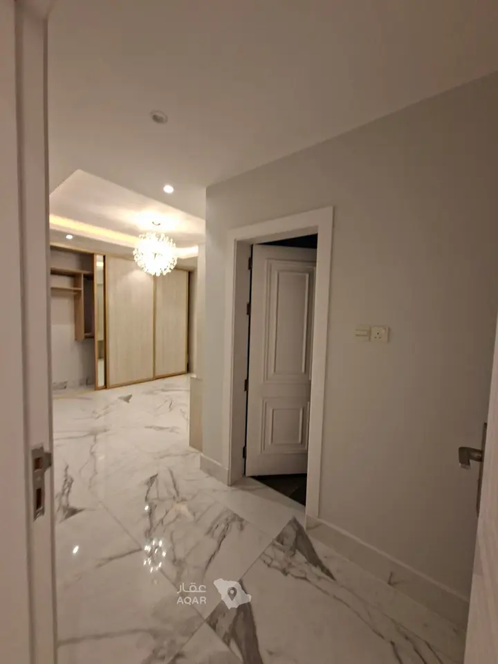 5 bedroom villa in Al Wahah, Riyadh 27