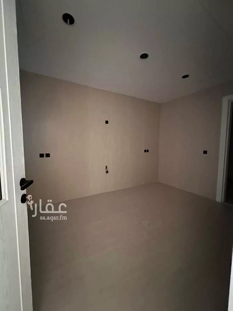 5 bedroom apartment in Ash Shulah 4