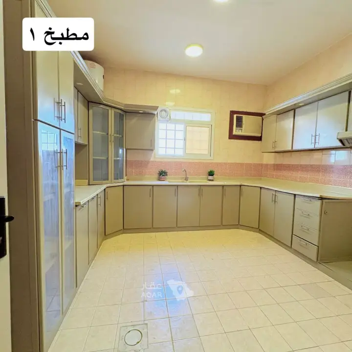 4 bedroom apartment in Al Wadi, Riyadh 7