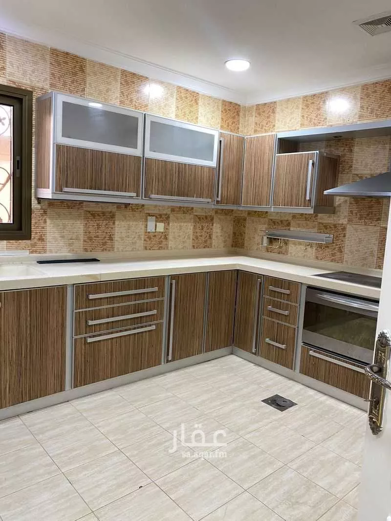 شقة 7 غرف في الزهور 14
