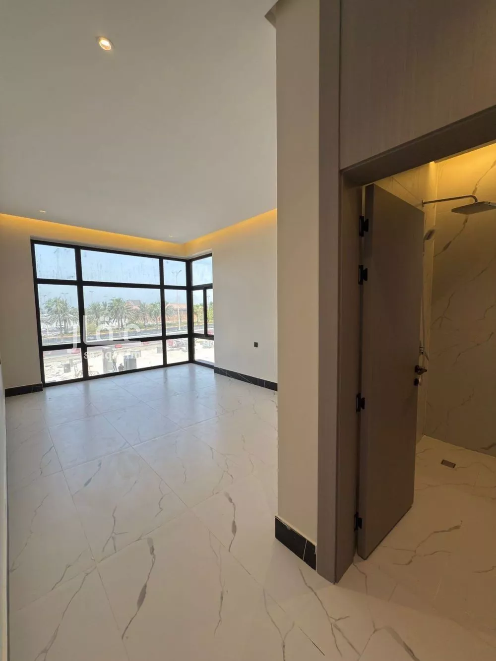 5 bedroom apartment in Ash Shati Al Gharbi 6