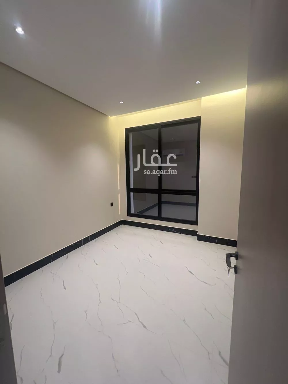 5 bedroom apartment in Ash Shati Al Gharbi 12