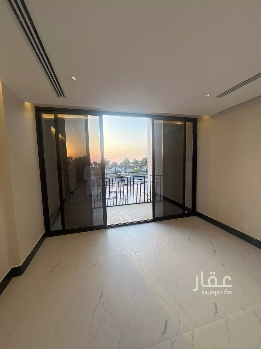 5 bedroom apartment in Ash Shati Al Gharbi 16