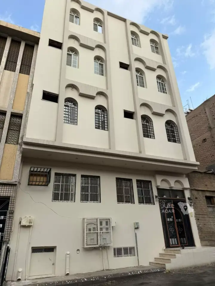15 bedroom building in Ashuhada Aljanubiyyah, Taif