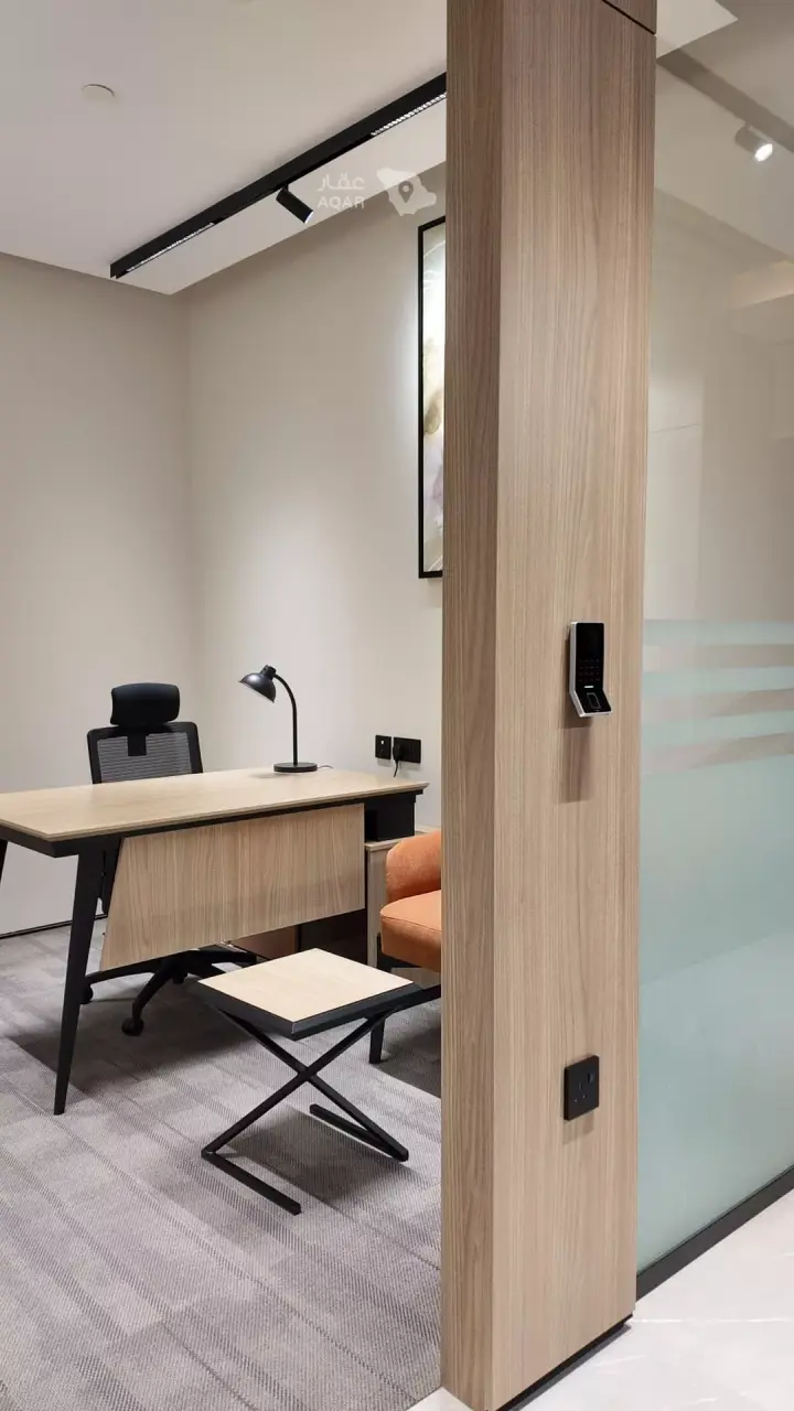 8 bedroom office in Al Aridh, Riyadh 17
