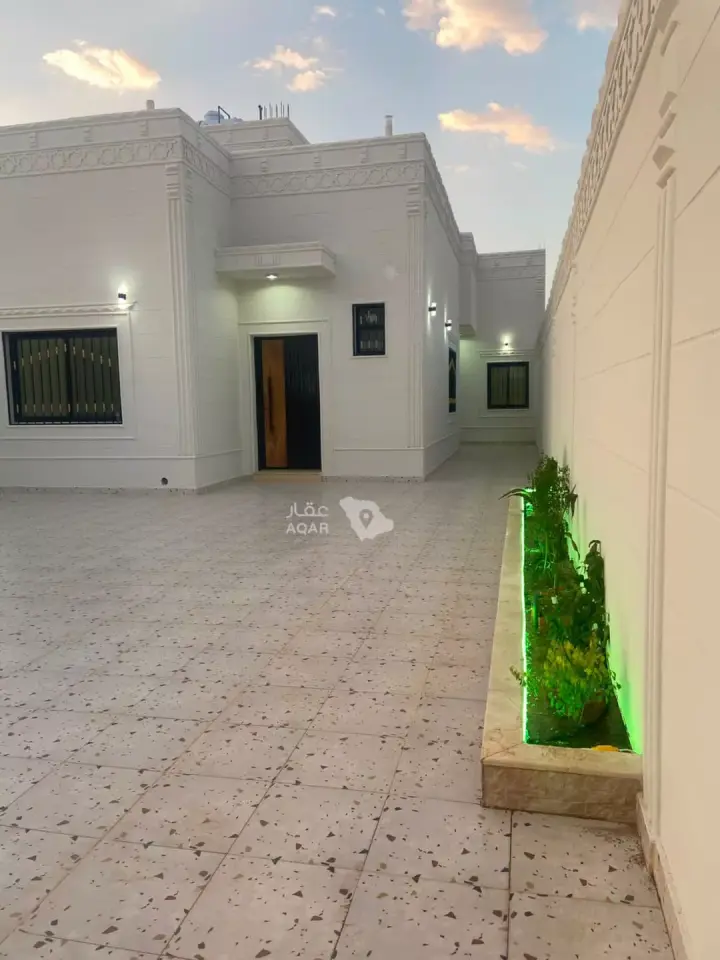 فيلا 4 غرف في البدنة، حائل 3