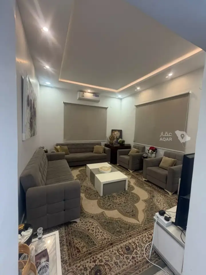 3 bedroom villa in Ulaishah, Riyadh 10