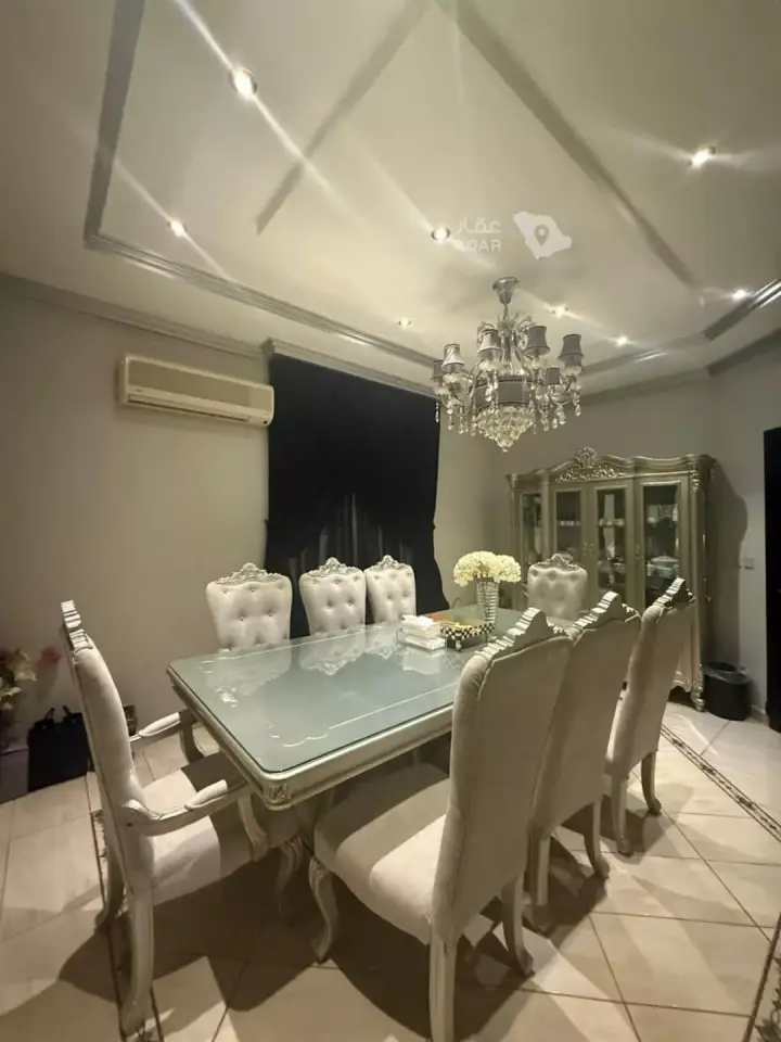7 bedroom villa in Al Izdihar, Riyadh 3