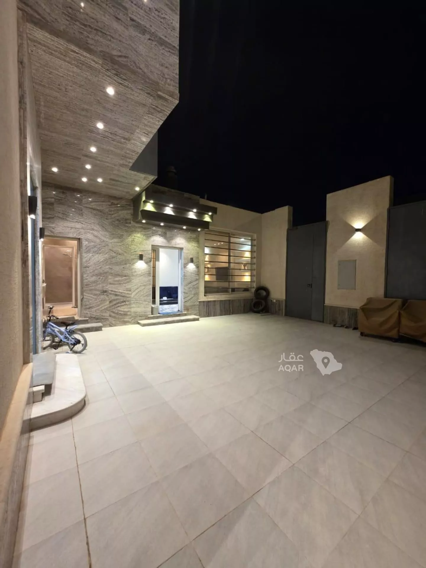 5 bedroom villa in Al Munsiyah, Riyadh 3
