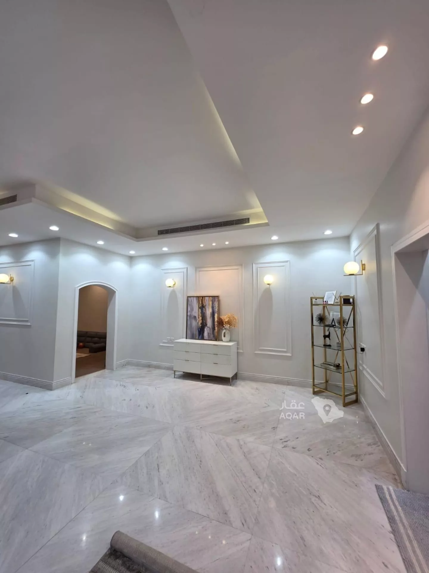 5 bedroom villa in Al Munsiyah, Riyadh 16