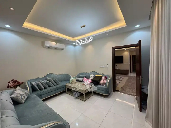 3 bedroom villa in Al Janadriyah, Riyadh 8