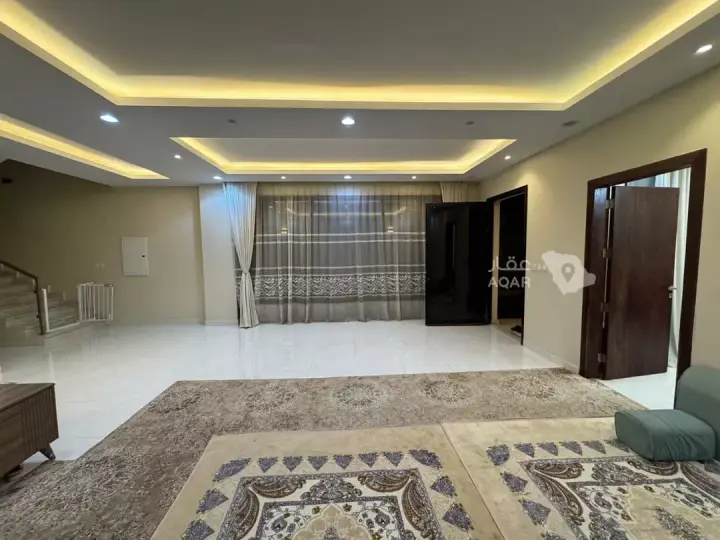 3 bedroom villa in Al Janadriyah, Riyadh 14