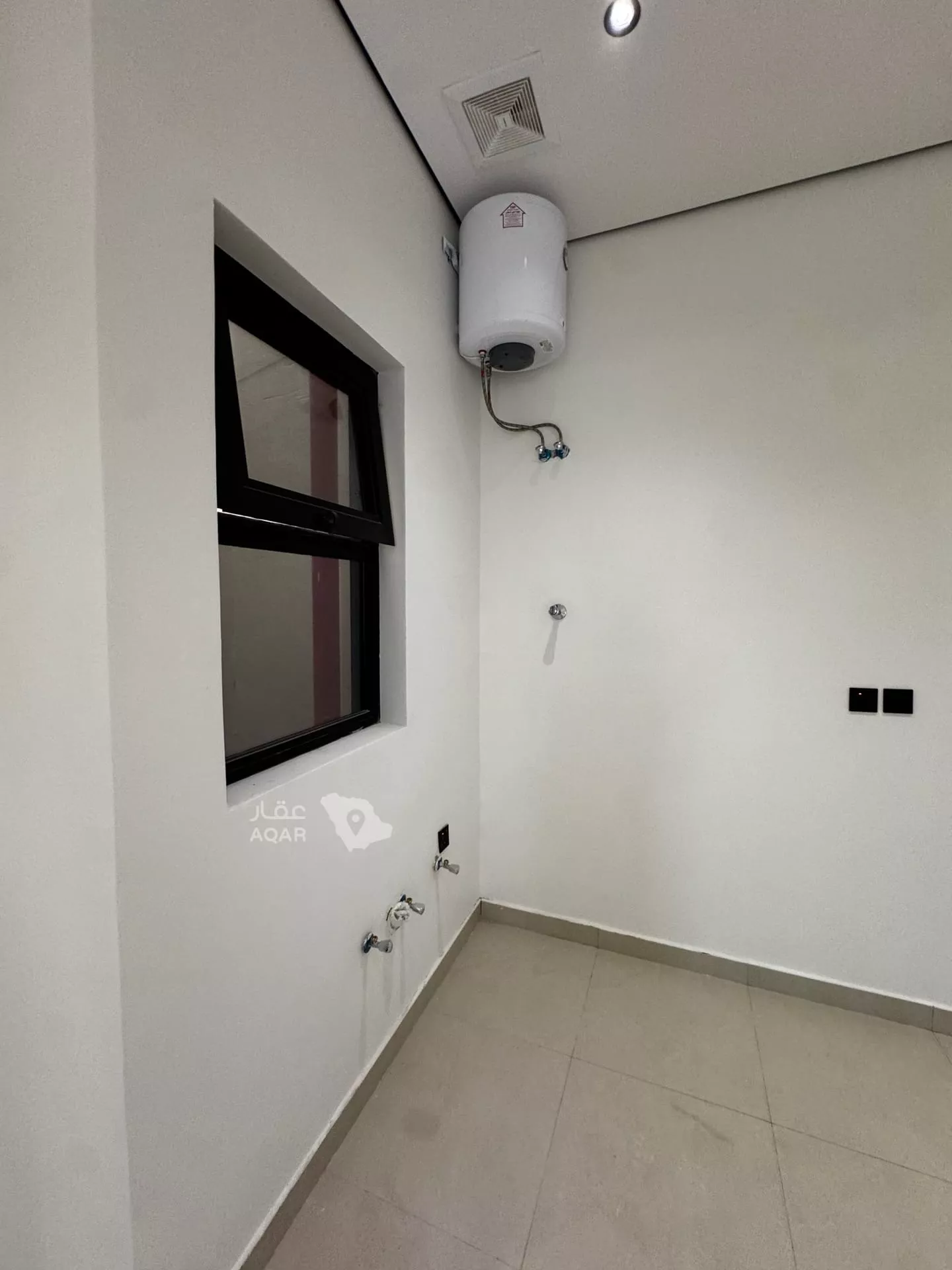 30 bedroom building in Dahiat Namar, Riyadh 14