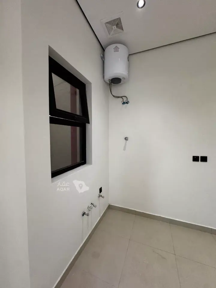 30 bedroom building in Dahiat Namar, Riyadh 14