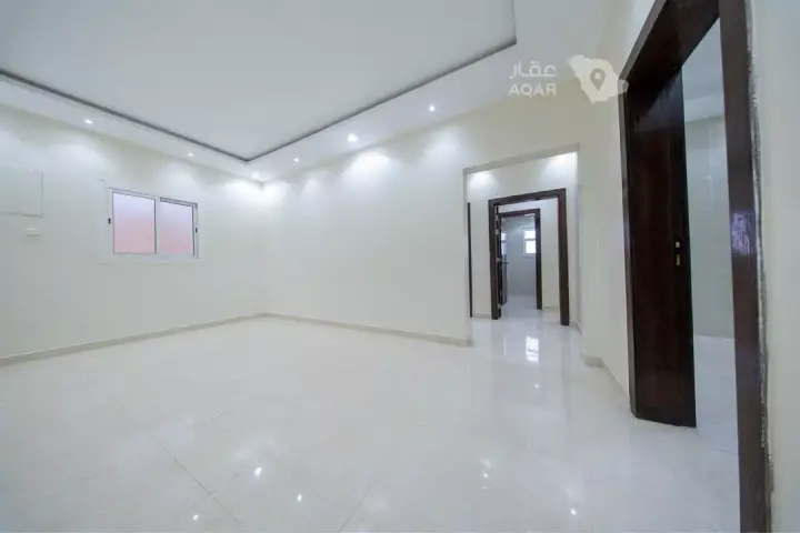 3 bedroom apartment in Al Ranuna, Madinah 9