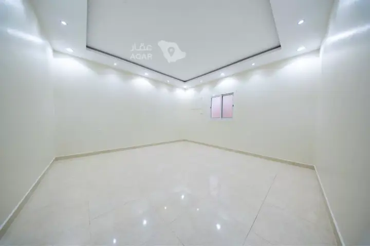 3 bedroom apartment in Al Ranuna, Madinah 3