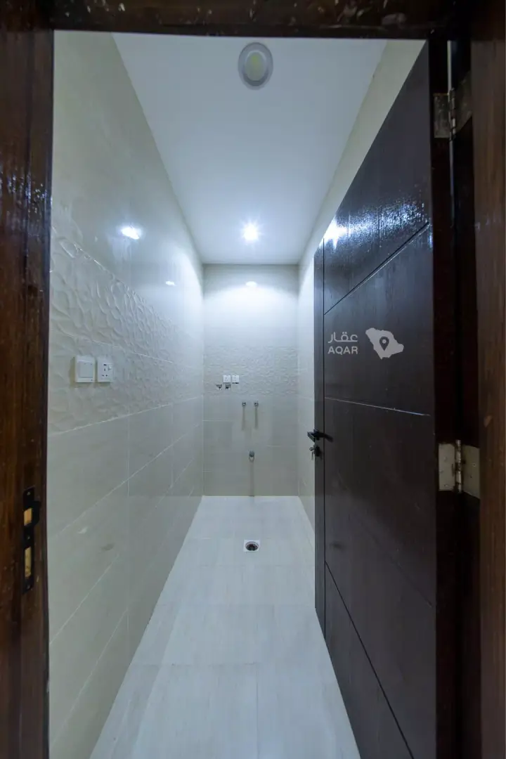 3 bedroom apartment in Al Ranuna, Madinah 7