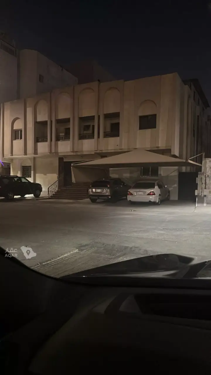 عقار 23 غرف في النعيم، جدة