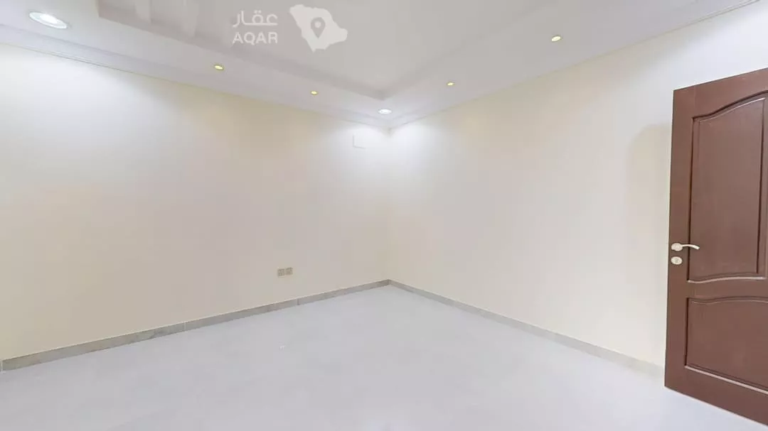 عقار 46 غرف في الورود، جدة 12