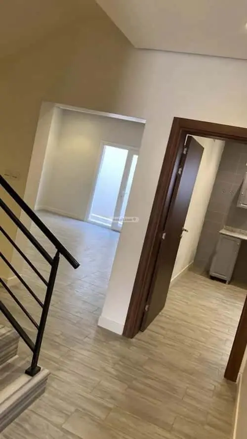 4 bedroom villa in Khuzam, Riyadh 6