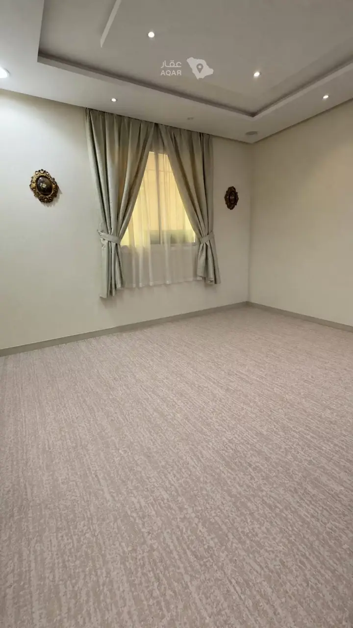 3 bedroom villa in Ishbiliyah, Riyadh 2