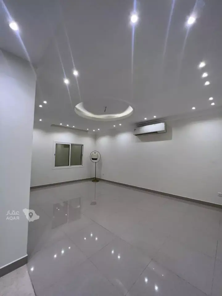 5 bedroom villa in Ash Shulah, Eastern Province 23