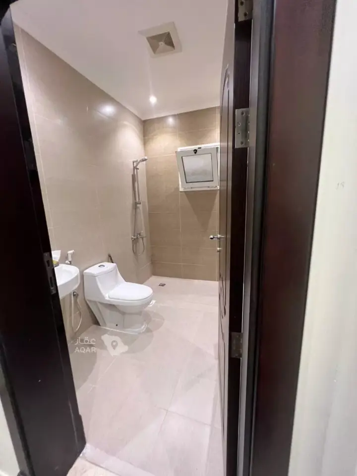 5 bedroom villa in Ash Shulah, Eastern Province 26