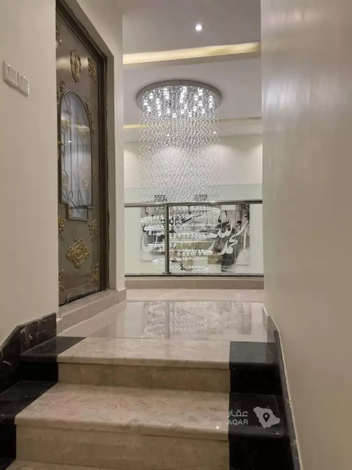 5 bedroom villa in Ash Shulah, Eastern Province 4