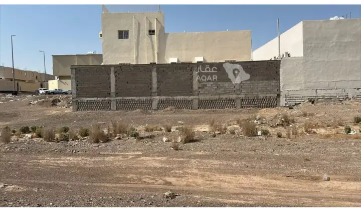 land in Warqan, Madinah