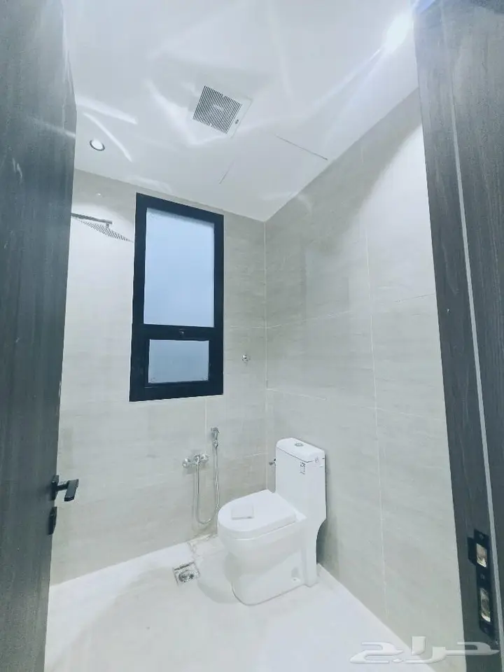 3 bedroom villa in Al Bayan, Riyadh 11