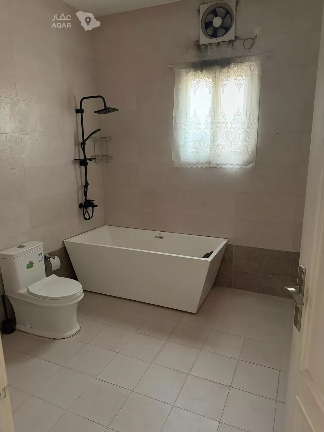 4 bedroom apartment in Al Yaqout, Jeddah 2