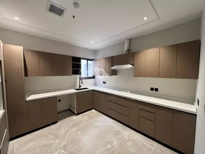 3 bedroom apartment in Hittin, Riyadh 9