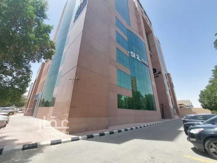 office in Al Wizarat, Riyadh 3