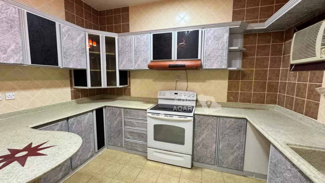 6 bedroom apartment in Tebah Subdivision, Eastern Province 5