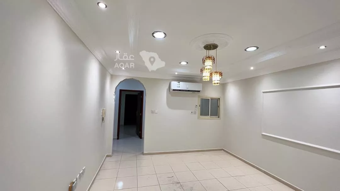 6 bedroom apartment in Tebah Subdivision, Eastern Province 3